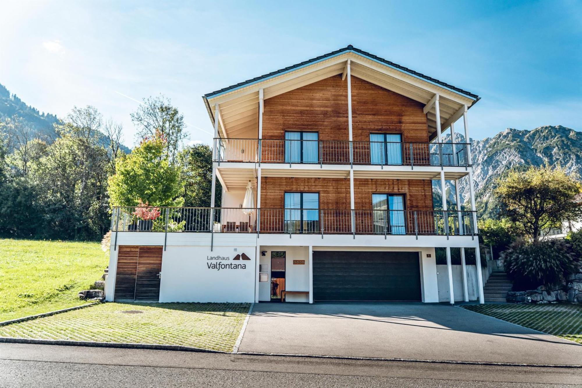 Landhaus Valfontana ฟานดันส์ ภายนอก รูปภาพ