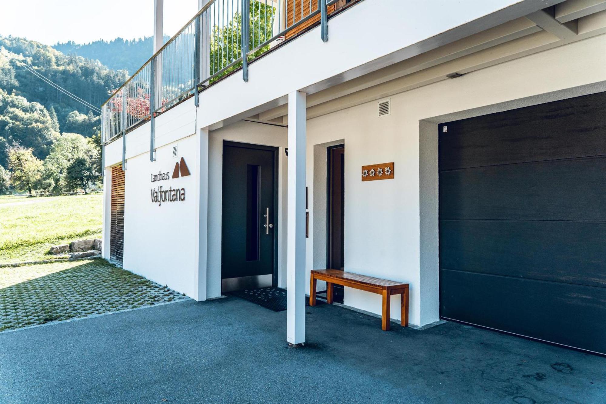 Landhaus Valfontana ฟานดันส์ ภายนอก รูปภาพ